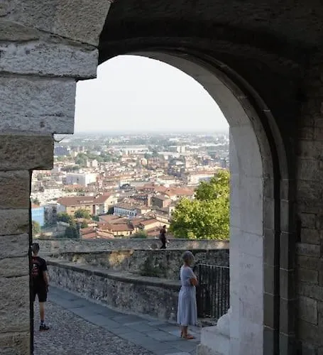 Luxury Charm Centro Μπέργκαμο